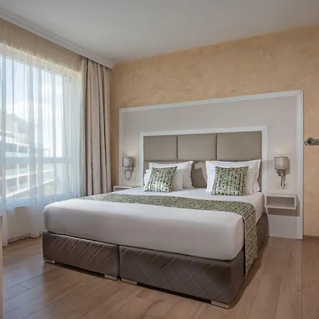 Hotell Marina White Sands 3*